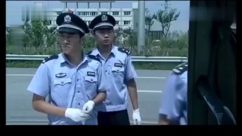 警叔警花紧急提醒：你以为的赚钱捷径，真的合法吗？