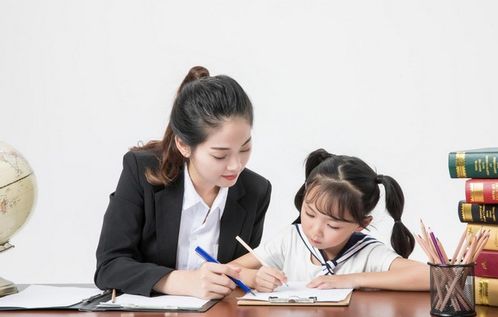 宝妈们，兼顾育儿的同时，如何还能拓展职业道路？