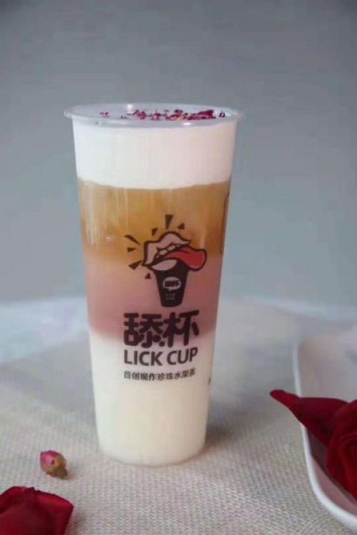 一箱奶茶包含4杯，那它的价格是多少呢？一起来算算看！