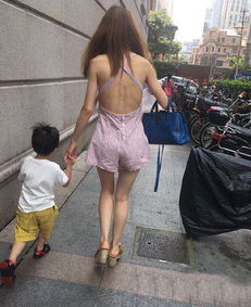 辣妈群吧：如何成为辣妈圈中的时尚引领者？